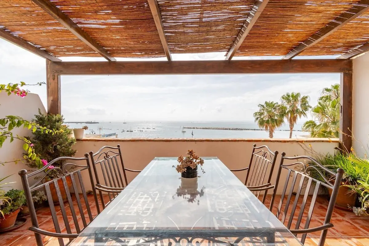 Apto 1 Linea Playa 1St Line Beach Apartment contacts